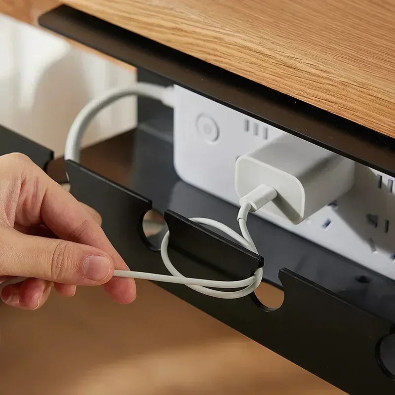 รางเก็บสายไฟใต้โต๊ะแบบไม่ต้องเ - Power Strip Desk บทวิจารณ์และราคา